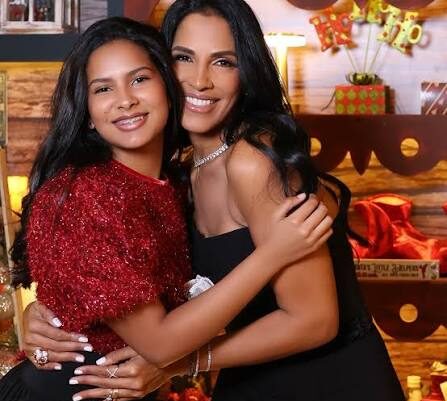 Michelle Reynoso cuestiona a "Miss República Dominicana Universo"
