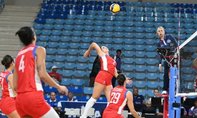Costa Rica logra 5to puesto al vencer 3-0 a Trinidad y Tobago En el Foco Deportes. El sexteto de Costa Rica derrotó este miércoles tres sets por cero (25-14, 25-7 y 25-13) a Trinidad y Tobago para adjudicarse el puesto número cinco en la tabla de posiciones, en la última jornada del Campeonato Continental NORCECA de Voleibol Femenino que se celebra en el Palacio de Voleibol “Ricardo– Gioriber– Arias” en el Centro Olímpico. Costa Rica cierra quinta en NORCECA Con esa victoria, el combinado de Costa Rica terminó con marca general de un triunfo y cinco derrotas, mientras que Trinidad y Tobago se marchan del país con marca de cero decisiones a su favor y cinco reveses. El juego duró una hora y 03 minutos. Las más destacadas por Costa Rica fueron las jugadoras Sofía Arroyo con 14 puntos, María Venegas con 11 puntos. Mientras que, en la causa perdida, brillaron las voleibolistas, Sadie Torkar siete puntos y Deyonce Legall, cuatro. Arroyo y Venegas lideran la victoria Las estadísticas del juego: Costa Rica dominó, lideró en ataque con 44-12; en bloqueo, 3-2, y en servicios, 4-2. Las costarricenses lucieron, durante los tres parciales, mejor ofensiva y defensa ante sus rivales, que no pudieron descifrar su ritmo de juego. En las estadísticas del juego, Costa Rica dominó en ataque 49-14, en bloqueo 8-2 y servicios 8-3.