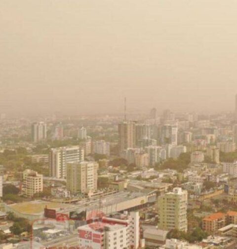 Calor fuerte por concentración de polvo del Sahara y poca probabilidad de lluvia para este lunes