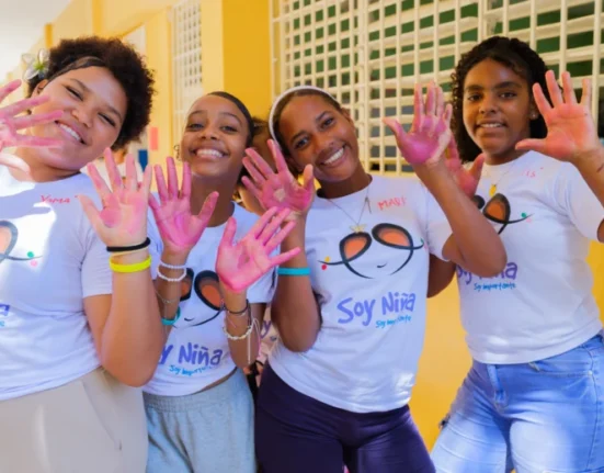Fundación lleva 310 niñas a campamento de verano en Miches