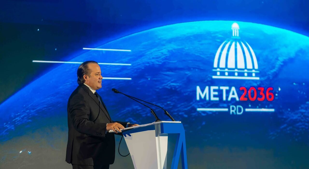 Paliza encabeza apertura del primer Foro Meta RD 2036