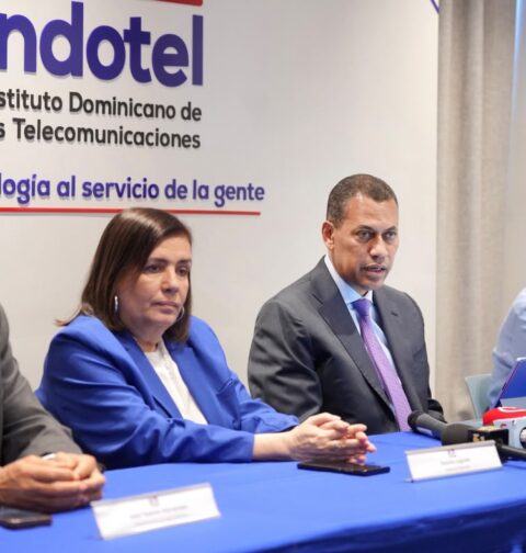 Indotel adjudica a Viettel y Claro Dominicana bloques de frecuencias del espectro radioeléctrico