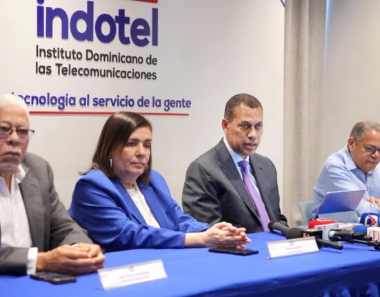 Indotel adjudica a Viettel y Claro Dominicana bloques de frecuencias del espectro radioeléctrico