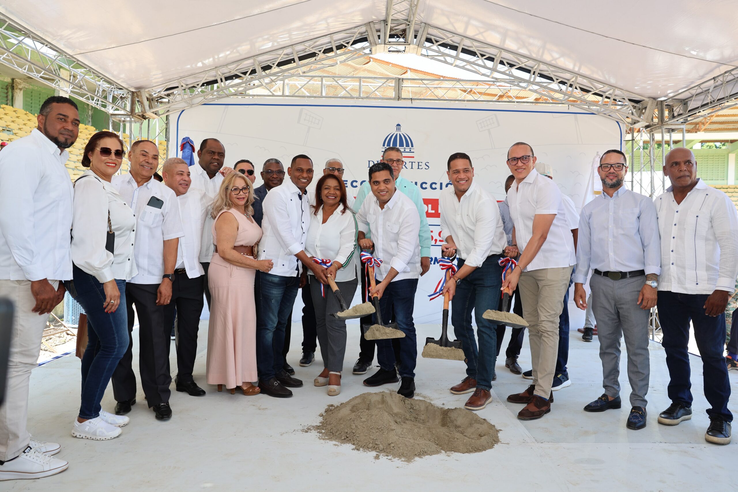 Deportes inicia reconstrucción del estadio Hermanos Suárez en SJM