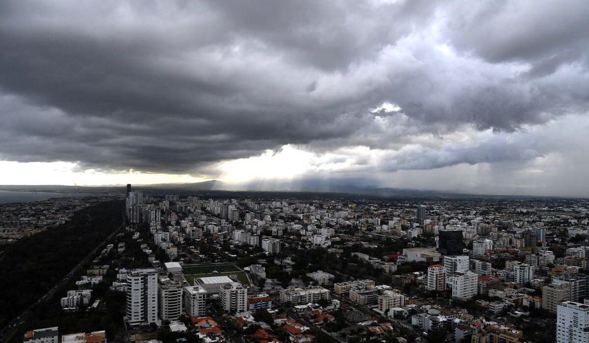 Cielo nuboso y pocas probabilidades de lluvia para este lunes