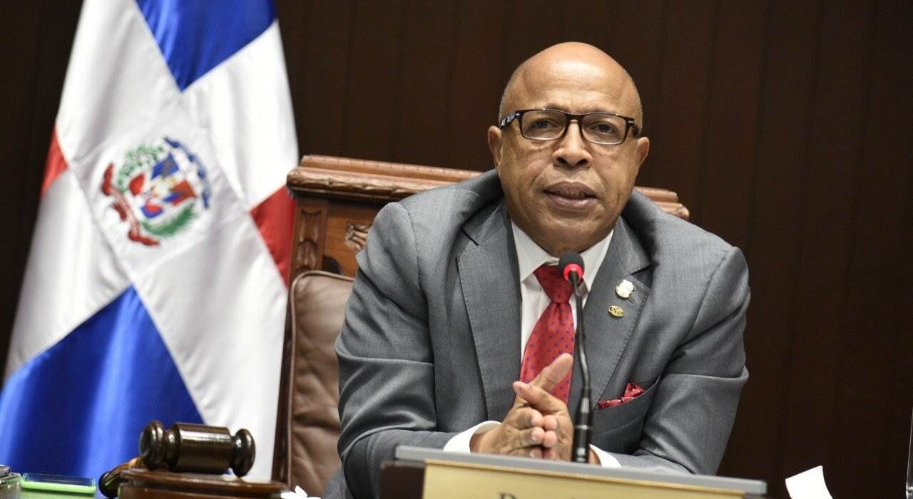 Aseguran diputados faltan a las sesiones consecutivamente sin ningún control disciplinario