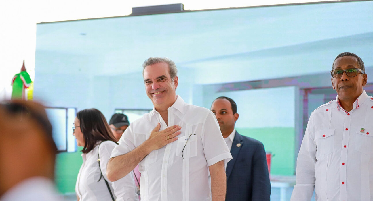Abinader trasladará su despacho a Santiago durante tres días para desarrollar agenda de trabajo