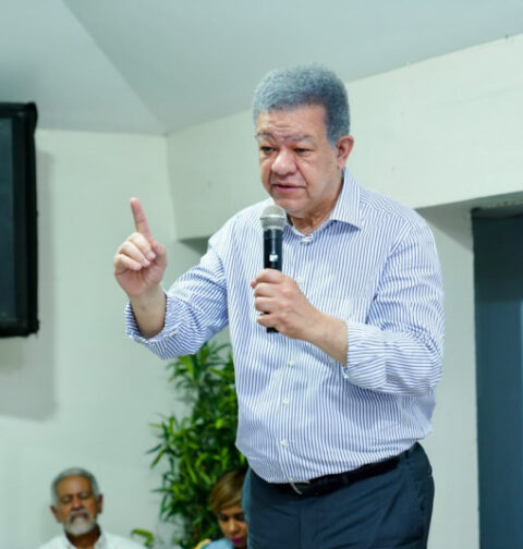 Leonel Fernández exige al Gobierno resolver la crisis eléctrica: "Ustedes no están para quejarse"