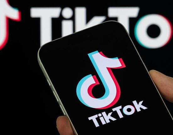 TikTok va por primera vez a juicio en Estados Unidos por las acusaciones sobre su impacto en la salud mental de los adolescentes
