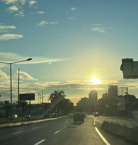 Alta nubosidad y reducción de la radiación solar para este sábado en RD