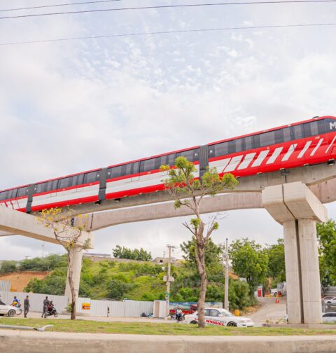 Conexión, rapidez y futuro: El Monorriel de Santiago entrará en prueba el próximo mes de octubre