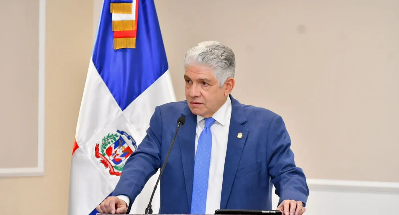 Anuncian conexión directa entre Montecristi y Punta Cana “sin un solo semáforo”