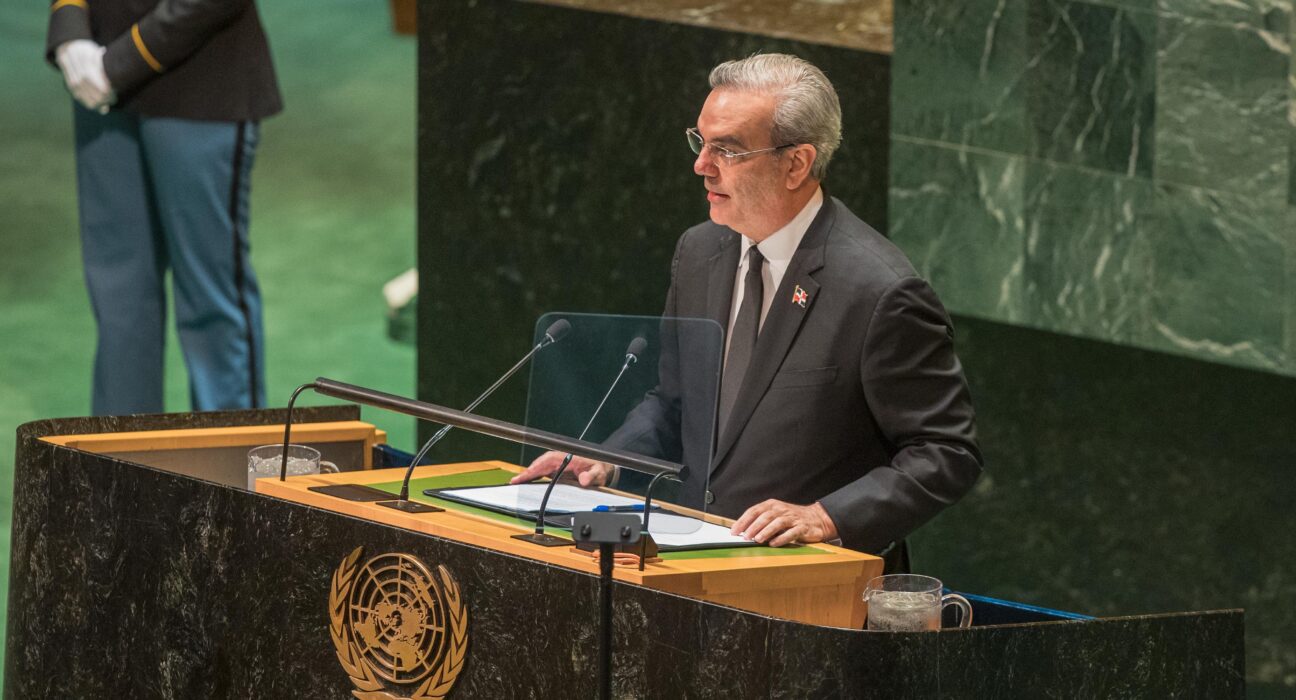 Abinader vuelve a la ONU con Haití entre sus temas