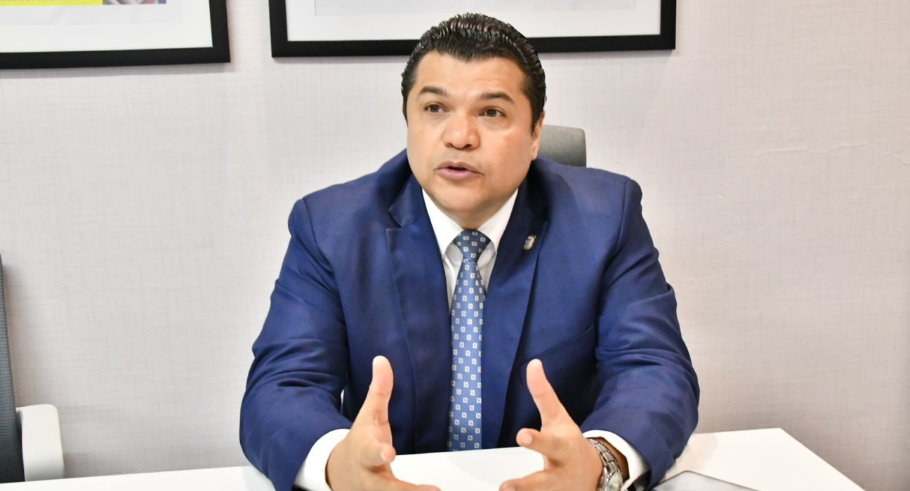 RD carece de orden y señalización en las calles del Distrito Nacional, denuncia Tobías Crespo