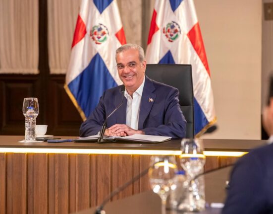 Abinader anuncia ampliación del Acueducto del Cibao Central y solución a la distribución de agua en Santo Domingo