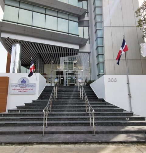 RD sale victoriosa en arbitraje internacional de más de US$100 millones