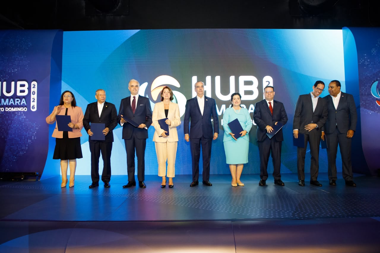 Gobierno y Amazon Web Services lanzan programa de 50 mil becas para capacitar en inteligencia artificial