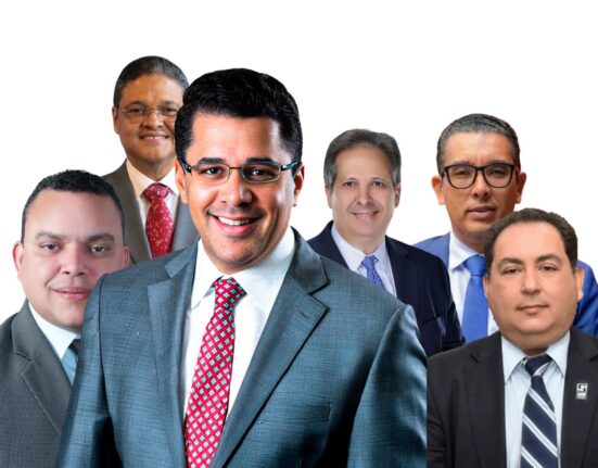 Varios dirigentes del PRM se suman al proyecto presidencial de David Collado