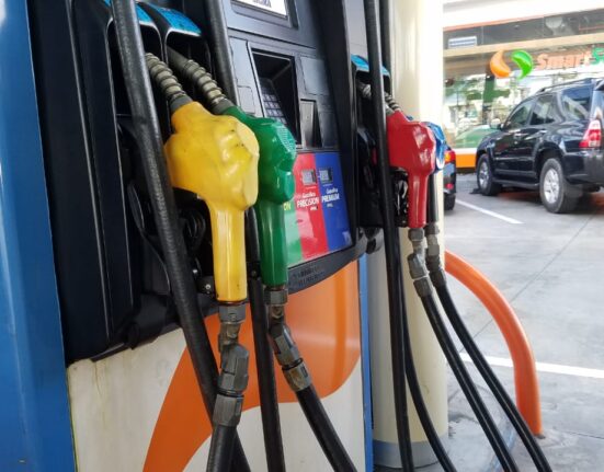 Gobierno reajusta combustibles y destina RD$1,770.65 millones en subsidios.