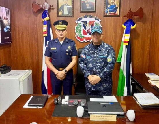 Director de la Policía emite mensaje contundente a los delincuentes, a los ciudadanos y a los agentes