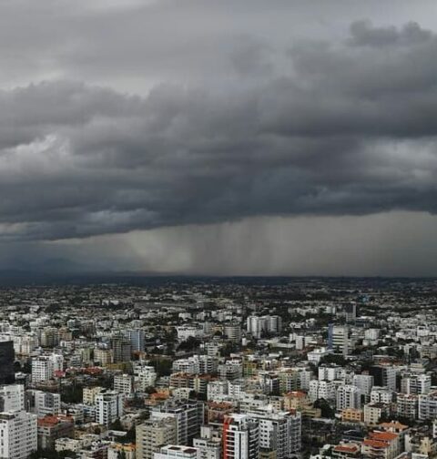 Mucha nubosidad y poca probabilidad de lluvia para este jueves