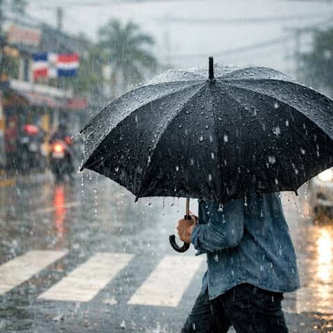 Aguaceros, tormentas eléctricas y calor intenso en varias provincias del país