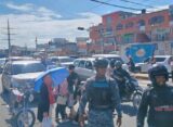 Hombre choca a una mujer y luego hiere de un disparo a motorista en Santo Domingo Este
