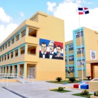 Minerd suspende clases este martes en escuelas de zonas vulnerables de provincias en alerta amarilla