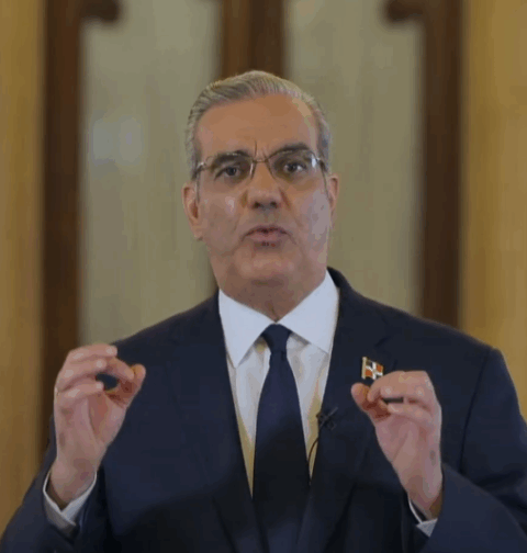 Luis Abinader dice que una persona con 10 fichas "es muy difícil" que se reincorpore a la sociedad