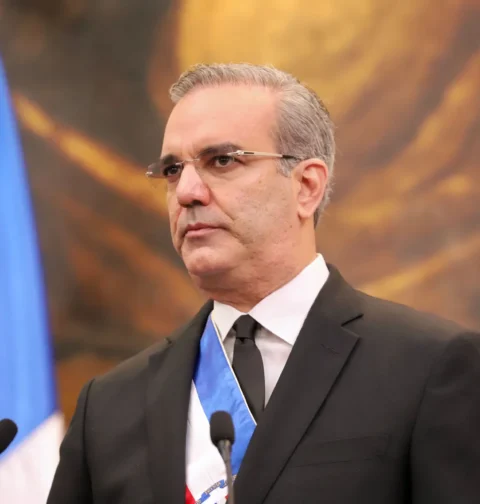 Abinader en el Top 3 de presidentes mejor valorados de América Latina según CB Global Data