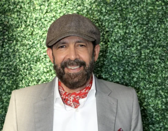 Juan Luis Guerra invita a los artistas a cuidar más lo que dicen en sus interpretaciones
