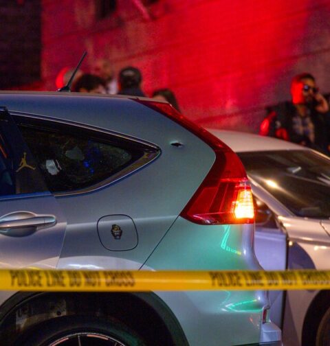 Un agente del ICE le dispara a un hombre durante un intento de arresto en Nueva York