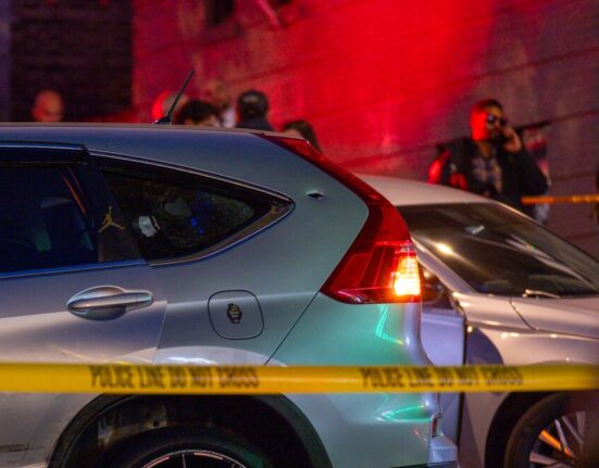 Un agente del ICE le dispara a un hombre durante un intento de arresto en Nueva York