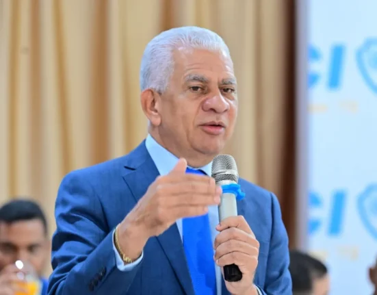 Ricardo de los Santos apuesta al diálogo y la prudencia en la competencia interna del PRM