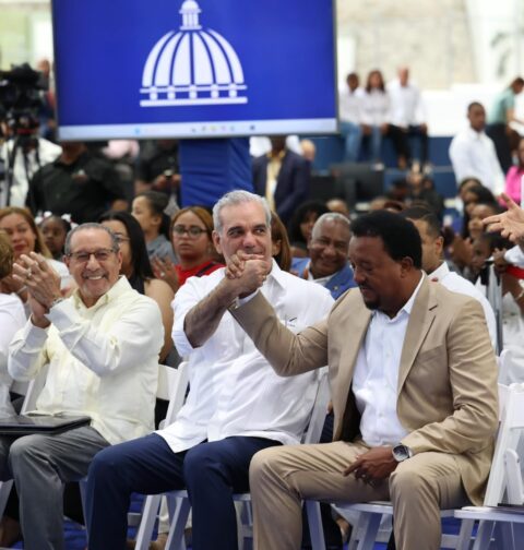 Pedro Martínez exlanzador de Grandes Ligas, destacó presidente Abinader fue el único que apoyó el proyecto del polideportivo en su honor