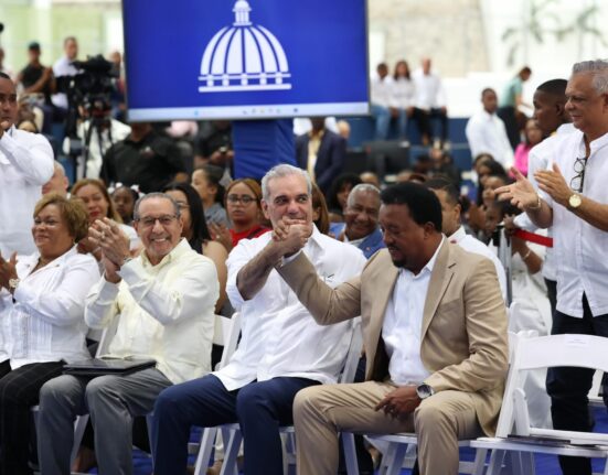 Pedro Martínez exlanzador de Grandes Ligas, destacó presidente Abinader fue el único que apoyó el proyecto del polideportivo en su honor