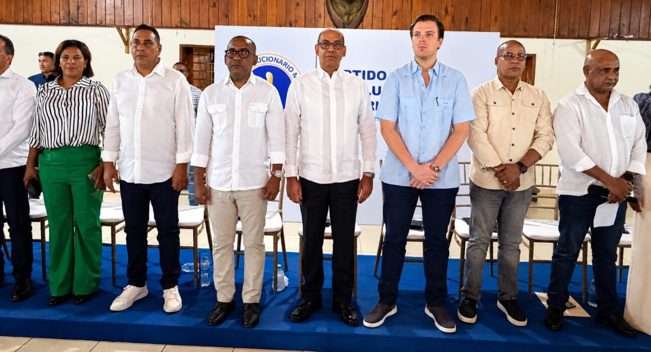 PRM continua trabajo en el territorio; alta dirección del partido encabeza encuentro de socialización con la dirección provincial en Monte Plata