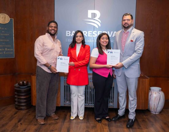Banreservas beneficia con becas a Creativos Globales para estudiar en Miami Ad School Punta Cana