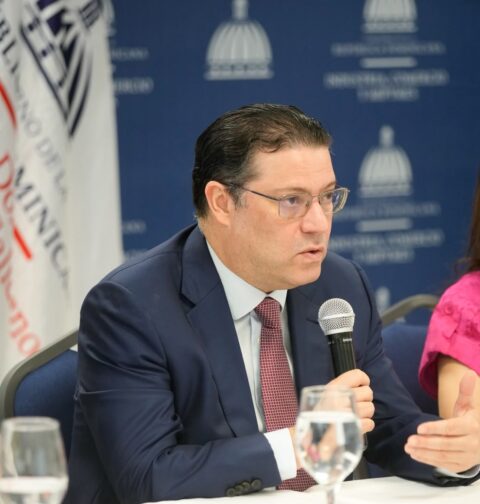 Ministro Sanz Lovatón destaca importancia de la calidad para la economía dominicana