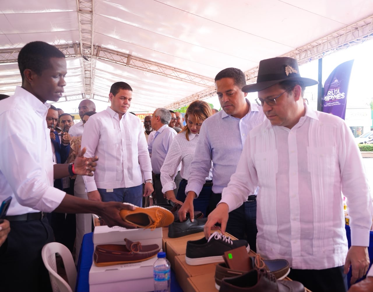 MICM inaugura la “Ruta Mipymes” en La Romana; Yayo Sanz Lovatón destaca financiamientos al sector