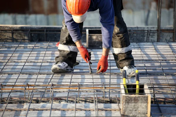 Licencias para construcción se elevan a casi un 20 % e impulsan el sector